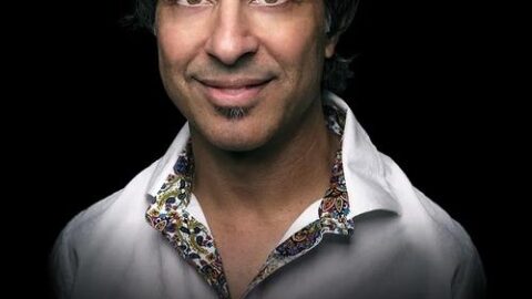 Arj Barker: Comes Clean